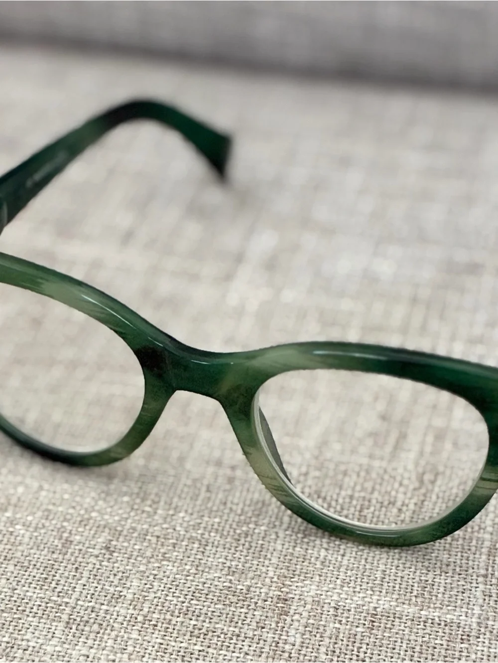 N/A stylish green